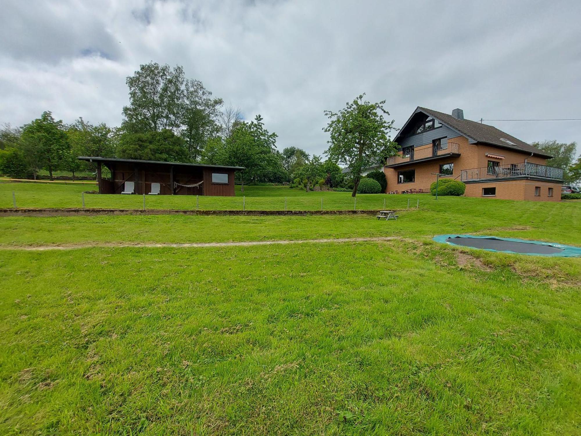 Ferienhaus Hescheld With Private Jacuzzi Hellenthal Buitenkant foto